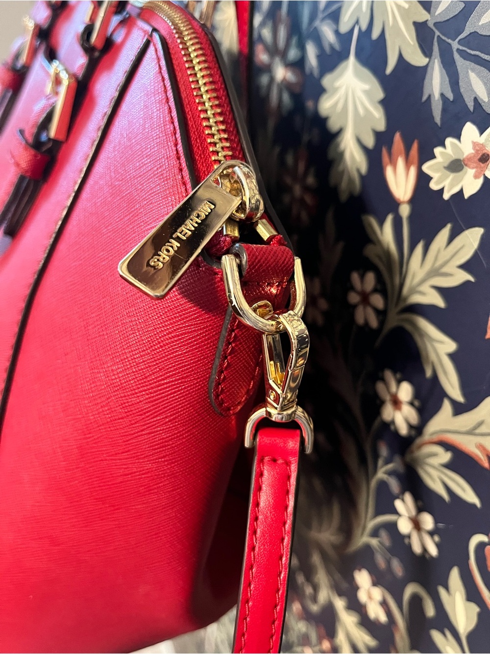 Michael Kors Red Saffiano Dome Satchel with Gold Charm - Picture 6 of 12